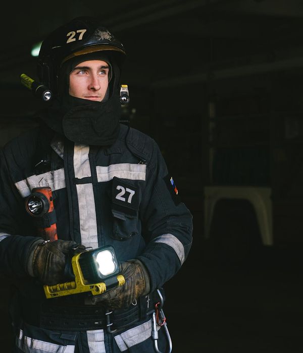 Lighting specialist professional portrait